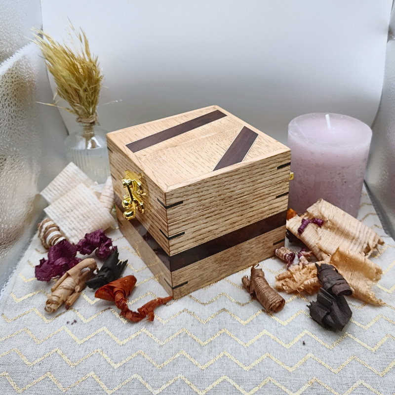 Boite à montre "Luxe" - Châtaignier, Narra mauve et Erable