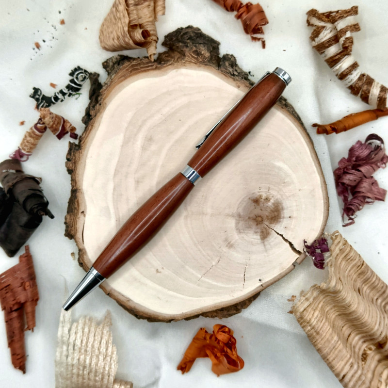 Stylo bille Essentiel en Massaranduba – Fait main | Zaksuo's Workshop