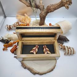 Petite boite en Chêne, Ebène du Gabon, Amarante et Erable